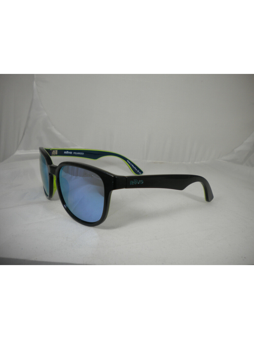 REVO 1028 01 BL Kash (R-107)